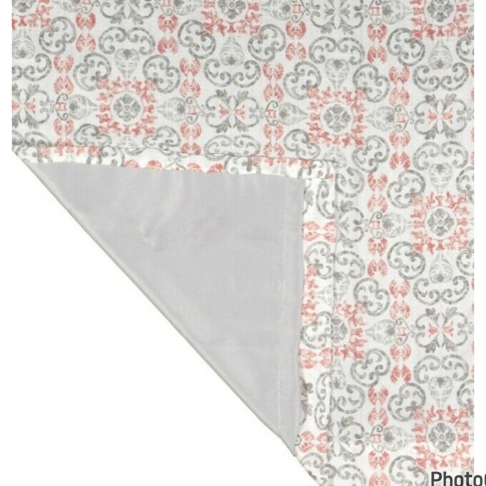 Curtains - Picture 3 of 6